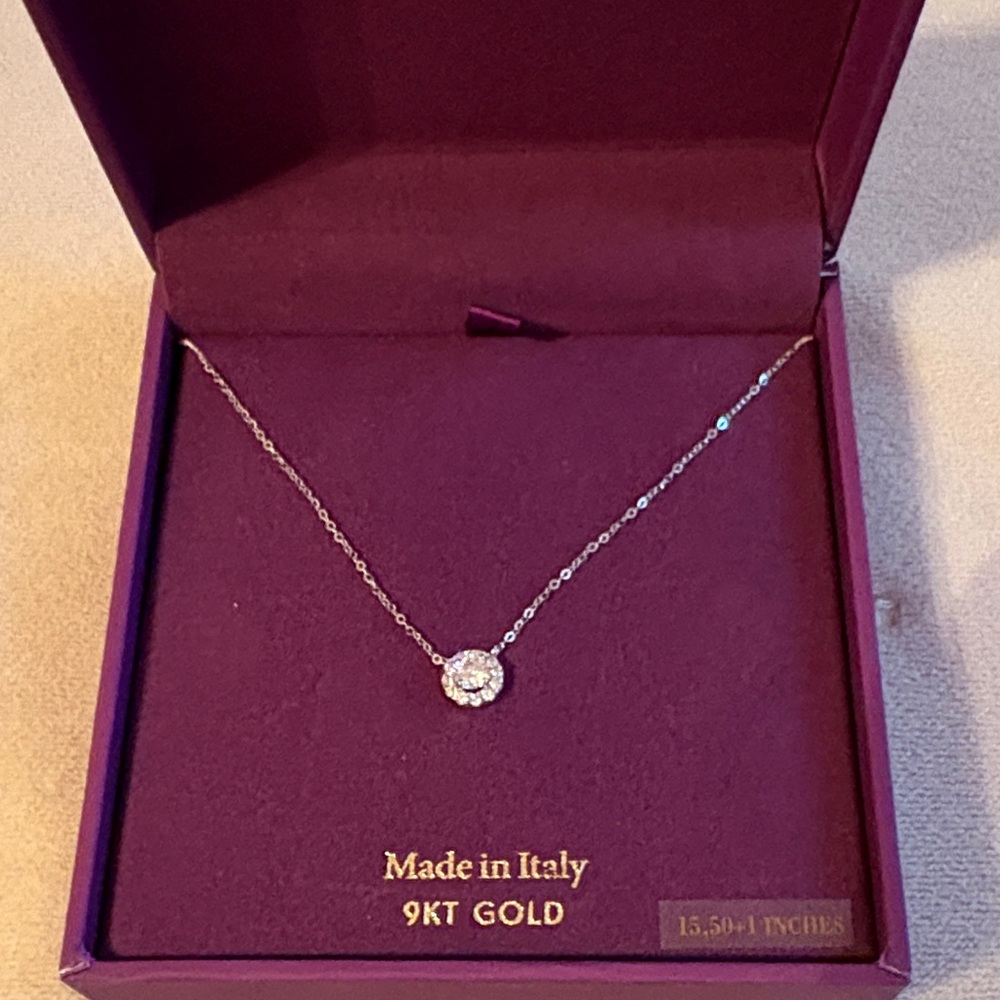 Italian Silver Necklace with Sparkling Pendant